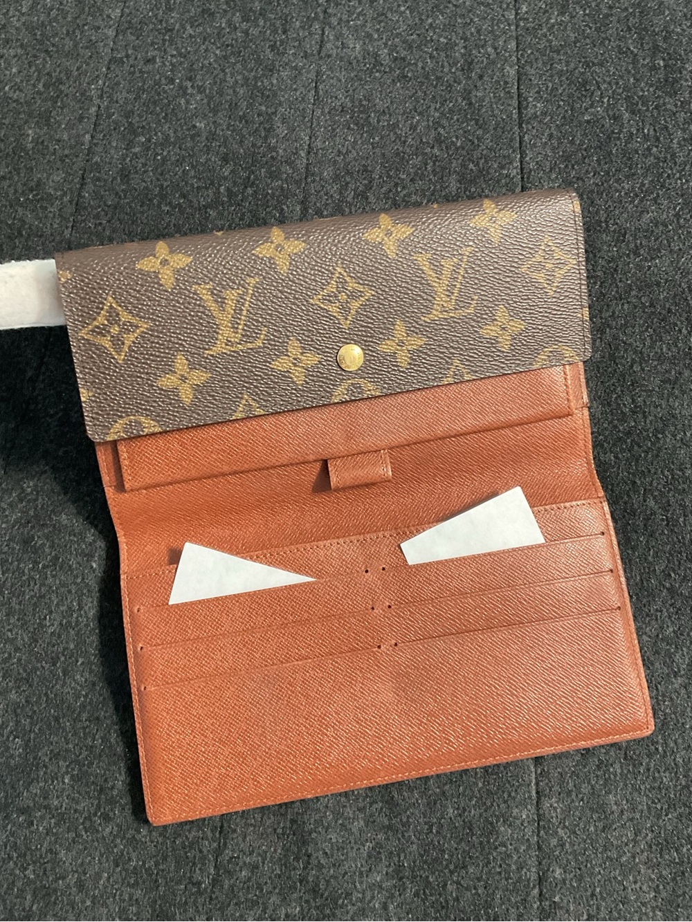 ✅AUTHENTIC LV Authentic Monogram TRIFOLD Continental Wallet TH1926 - Picture 5 of 9